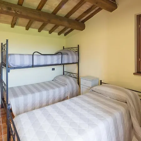 I Casali Di Morro Фермерский дом *